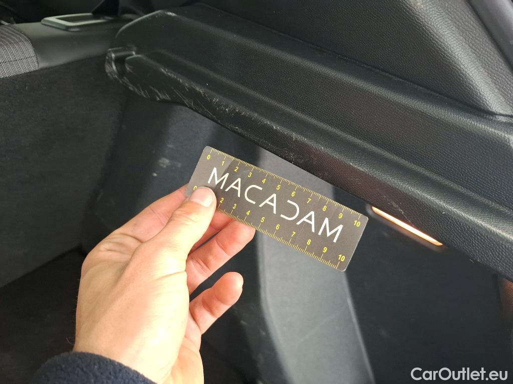  Peugeot  2008  Allure Pack 1.5 HDi 110CV BVM6 E6d #52