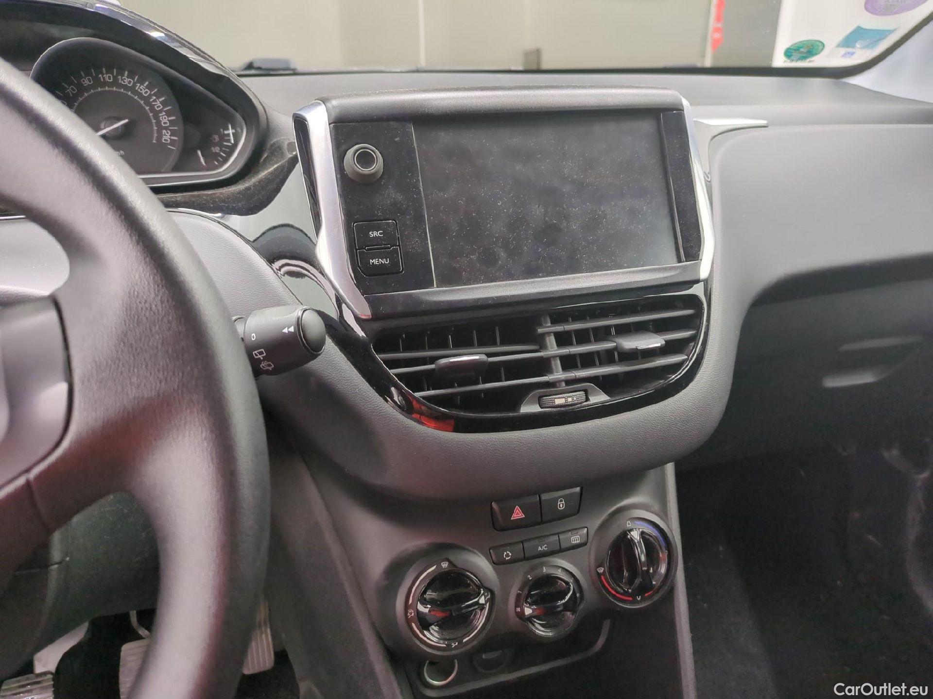  Peugeot  208  Affaire Premium Pack 1.2 80CV BVM5 E6dT #8