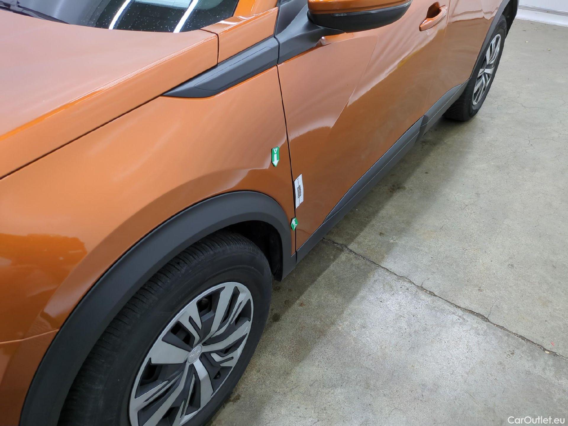  Peugeot  2008  Active Business 1.2 PureTech 100CV BVM6 E6d #19