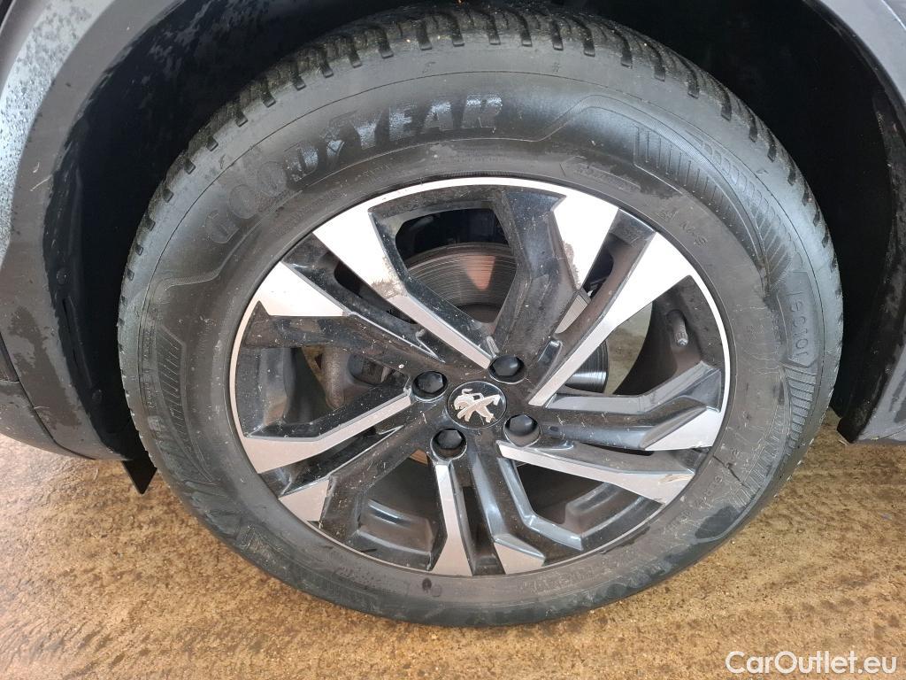  Peugeot  2008  Allure Pack 1.5 HDi 110CV BVM6 E6d #41