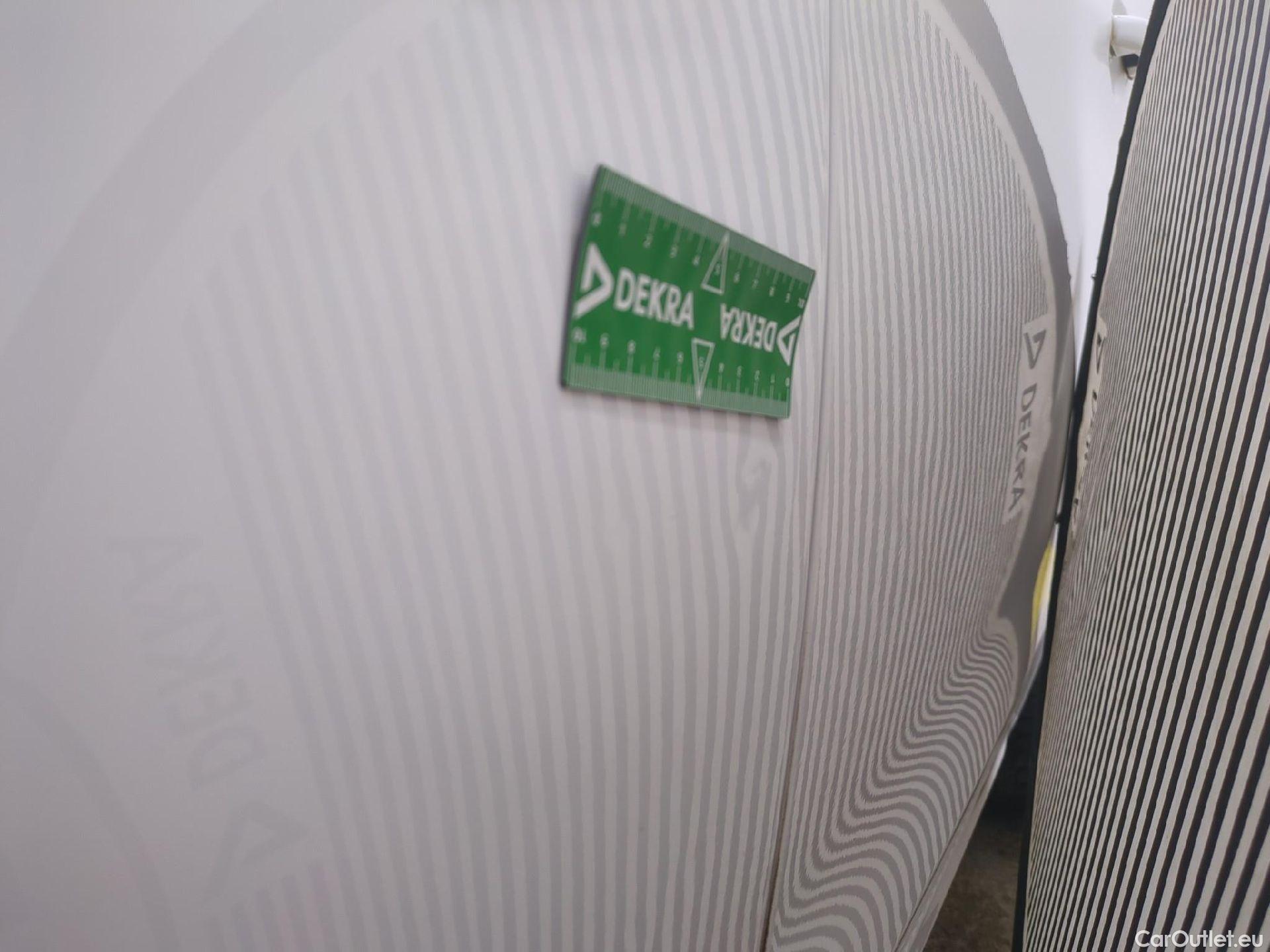  Peugeot  208  Affaire Premium Pack 1.2 80CV BVM5 E6dT #22