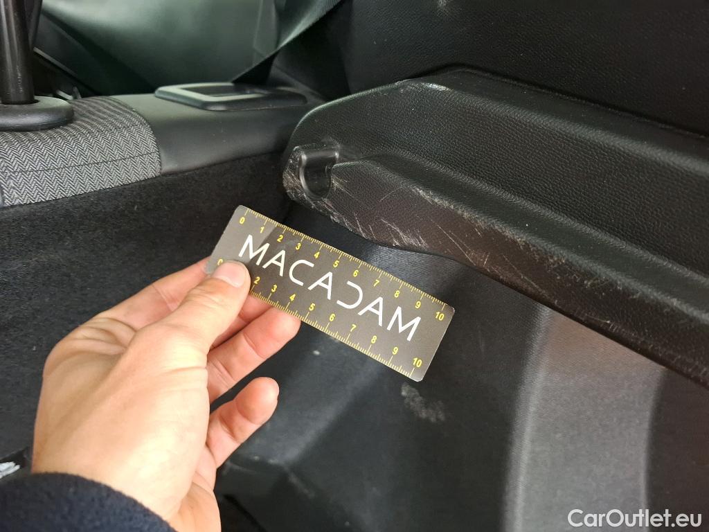  Peugeot  2008  Allure Pack 1.5 HDi 110CV BVM6 E6d #51