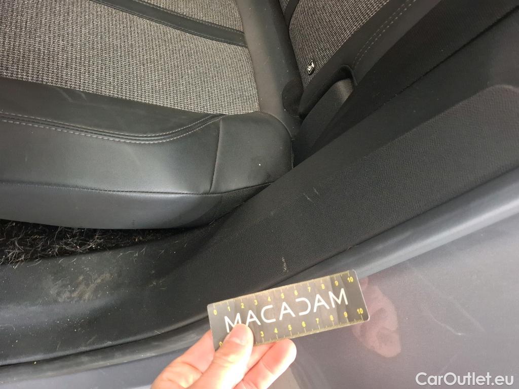  Peugeot  3008  Allure Business 1.2 PureTech 130CV BVA8 E6dT #26