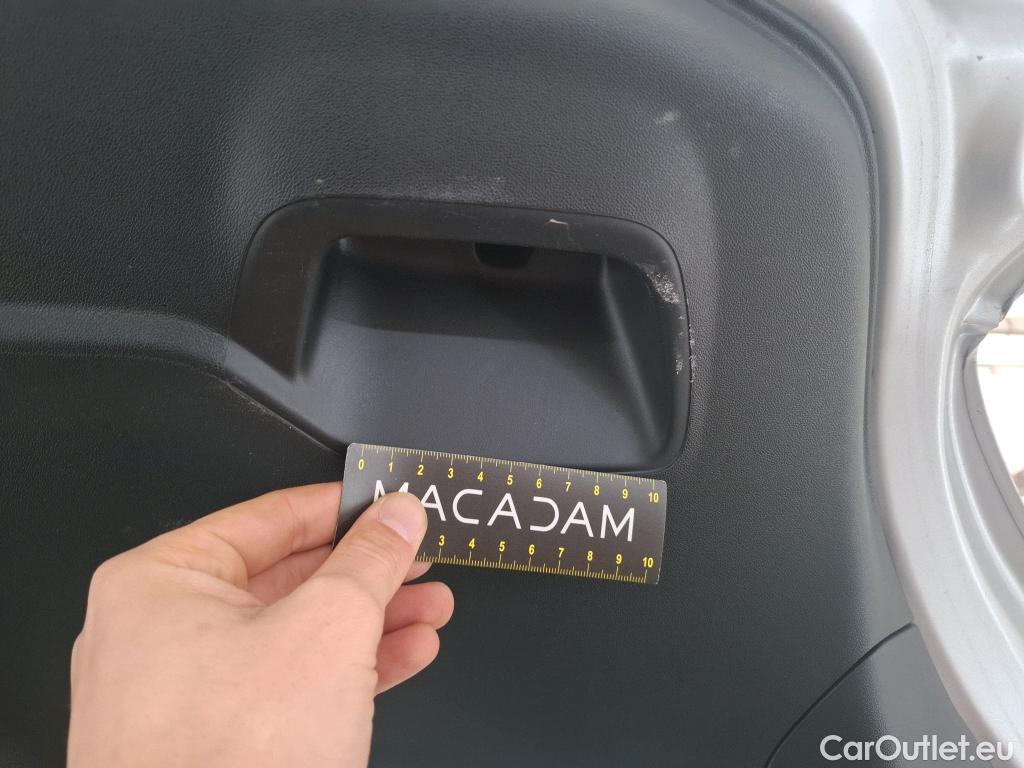  Peugeot  208  Affaire Premium 1.6 HDi 100CV BVM5 E6 #11