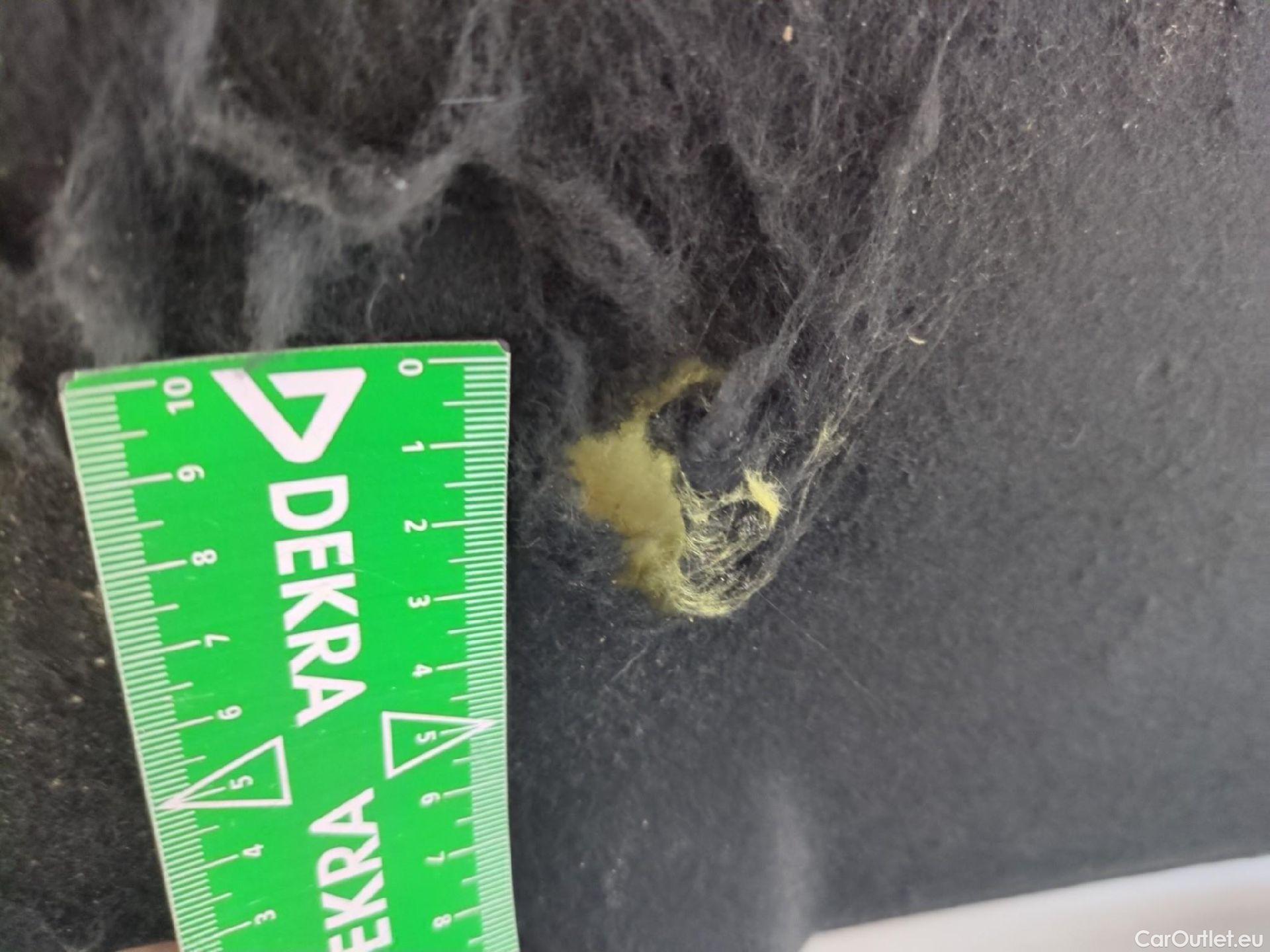  Peugeot  208  Affaire Premium Pack 1.2 80CV BVM5 E6dT #30