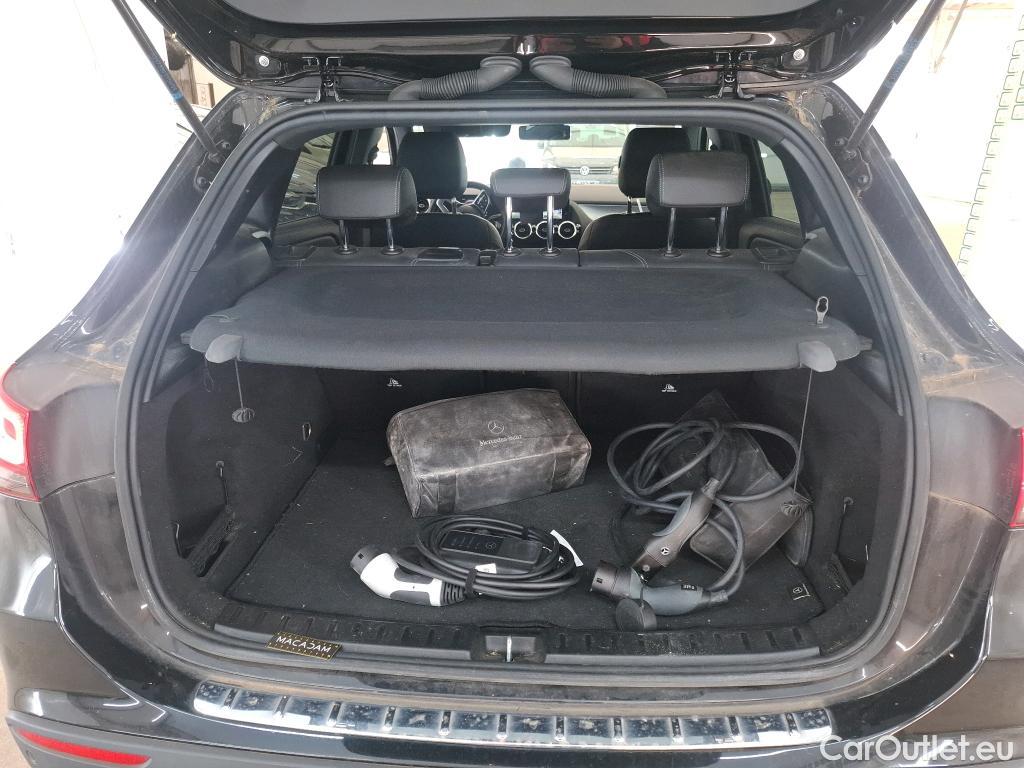  Mercedes  GLA MERCEDES-BENZ  / 2020 / 5P / SUV 1.3  250 e BUSINESS LINE DCT #1
