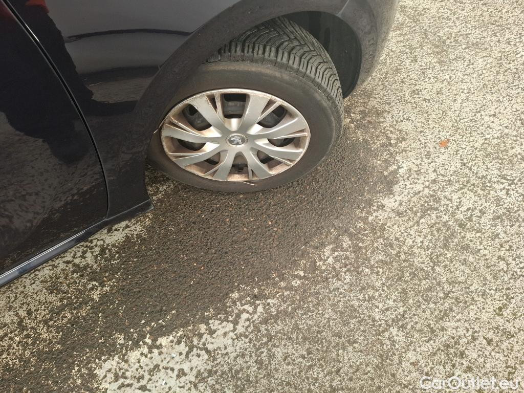  Peugeot  208  Active Business 1.5 HDi 100CV BVM5 E6dT #31