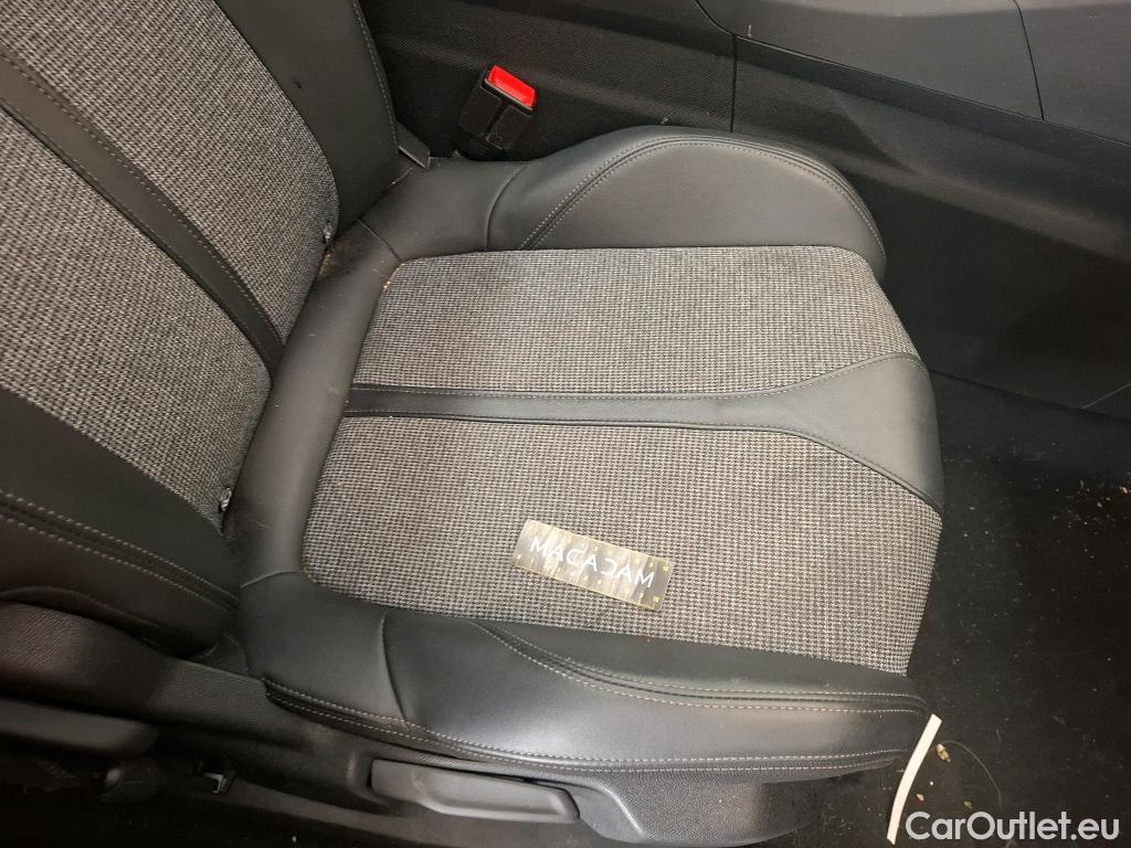  Peugeot  3008  Allure Business 1.2 PureTech 130CV BVA8 E6dT #37