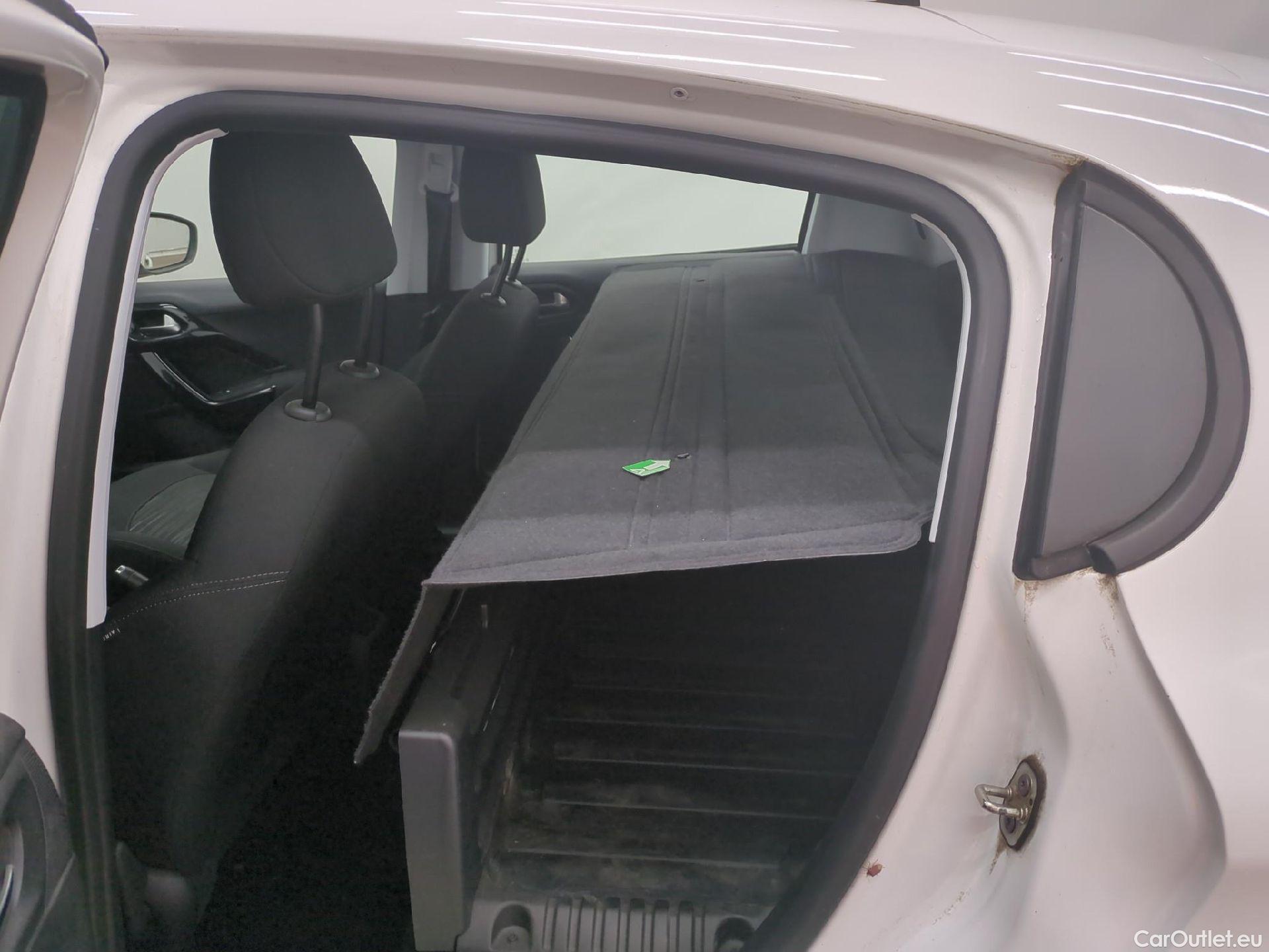  Peugeot  208  Affaire Premium Pack 1.2 80CV BVM5 E6dT #11