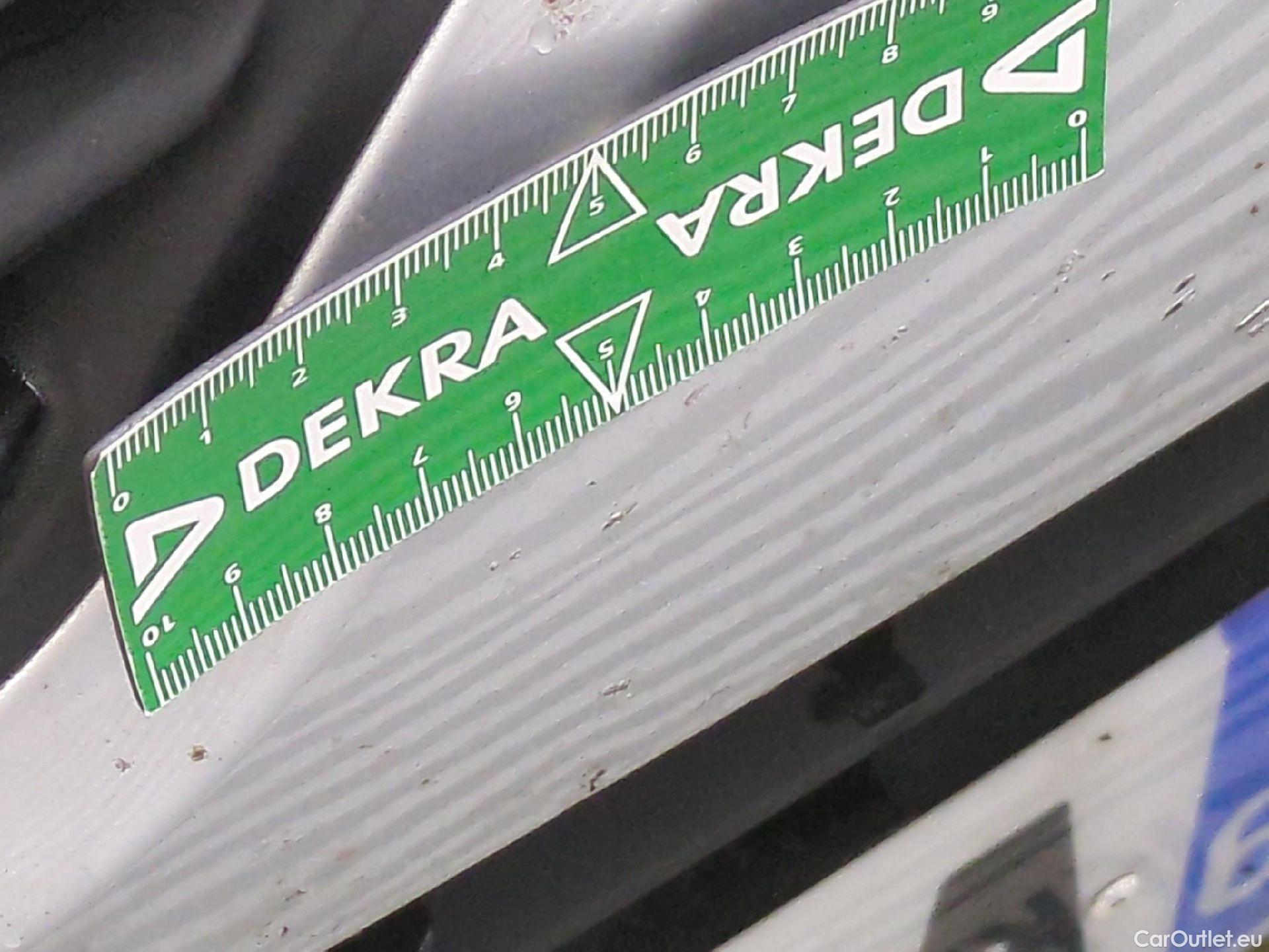  Renault  Clio  IV Business 0.9 TCe 90CV BVM5 E6 #19