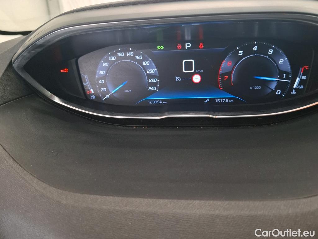  Peugeot  3008  Active Business 1.2 PureTech 130CV BVA8 E6d #28