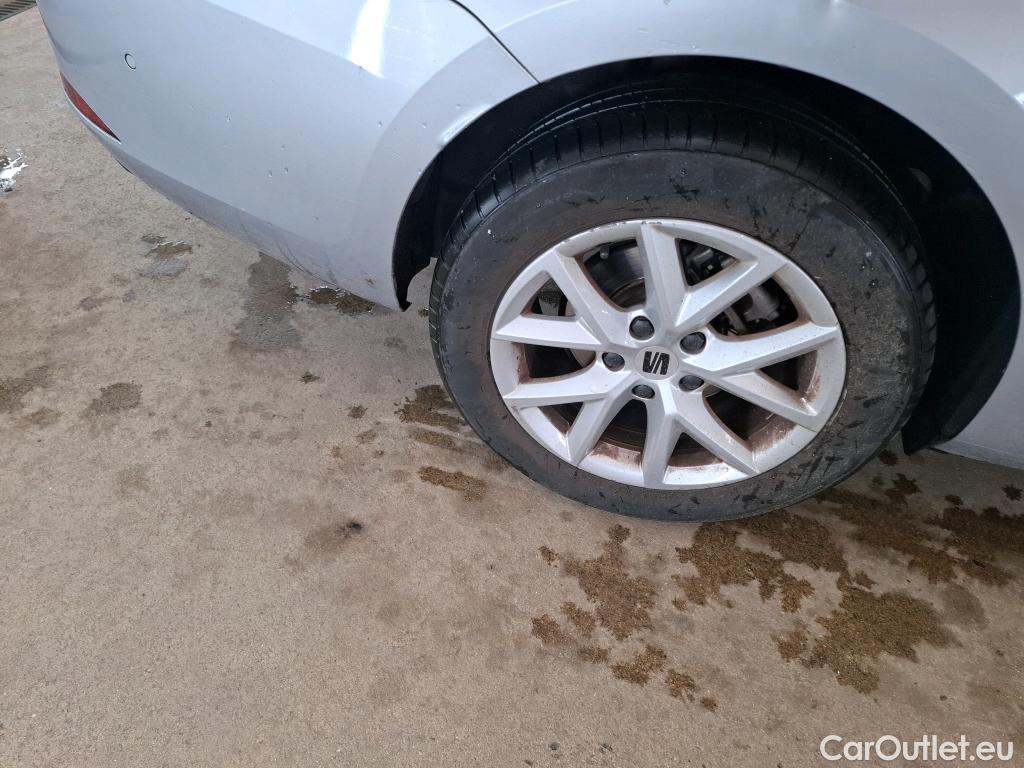  Seat  Leon SEAT  Sportstourer / 2020 / 5P / Break 1.0 eTSI 110 DSG S&S Style Business #15