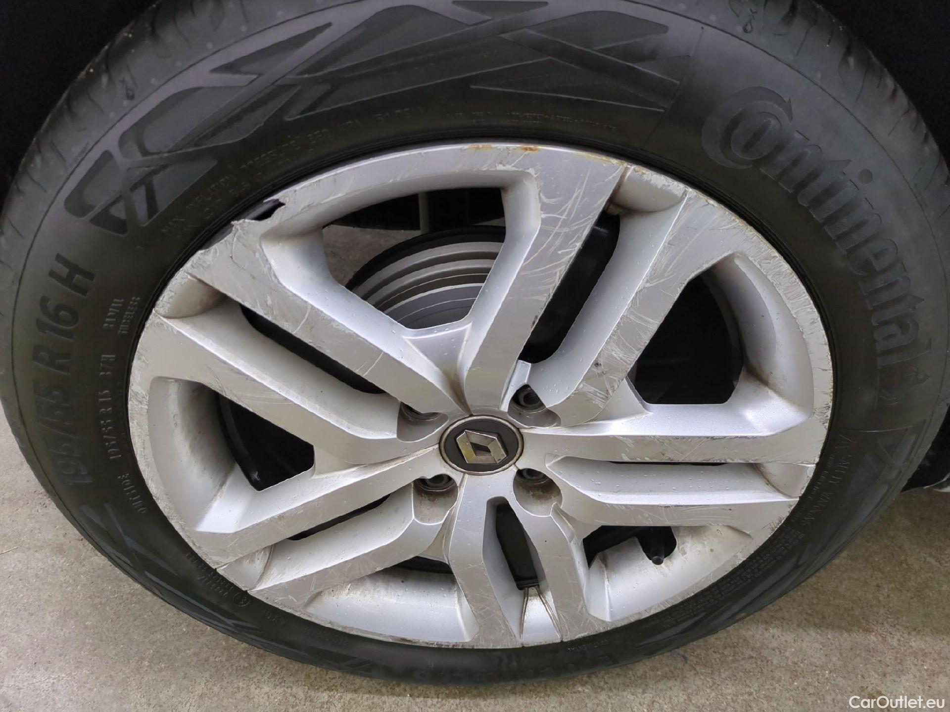  Renault  Clio  IV Business 0.9 TCe 90CV BVM5 E6 #9