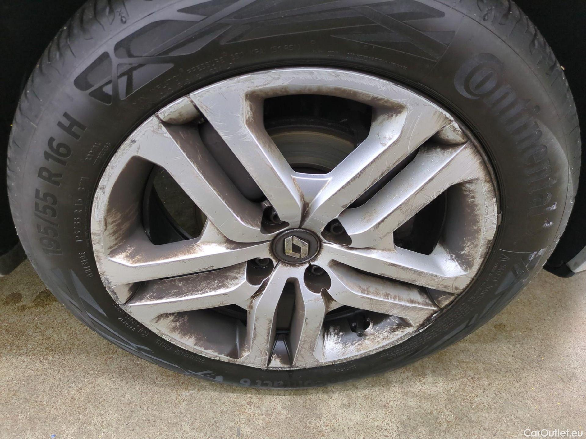  Renault  Clio  IV Business 0.9 TCe 90CV BVM5 E6 #6