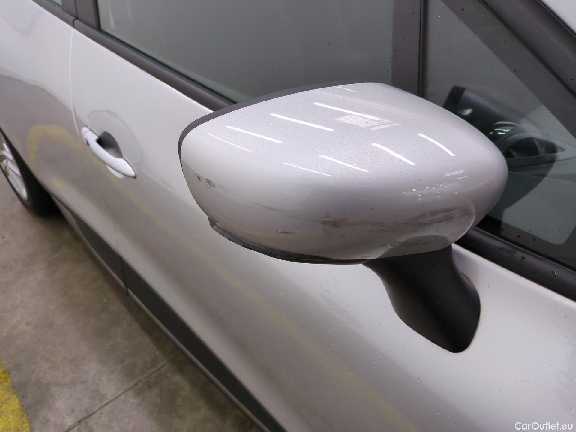  Renault  Clio  IV Business 0.9 TCe 90CV BVM5 E6 #12