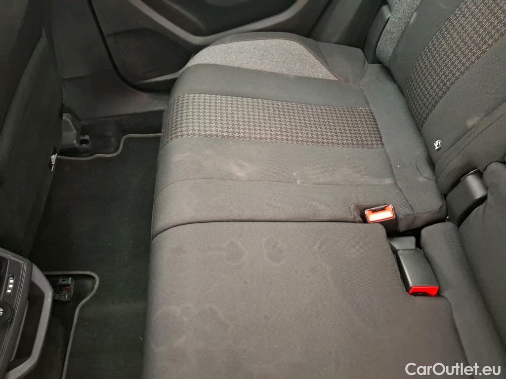  Peugeot  3008  Active Business 1.2 PureTech 130CV BVA8 E6d #37