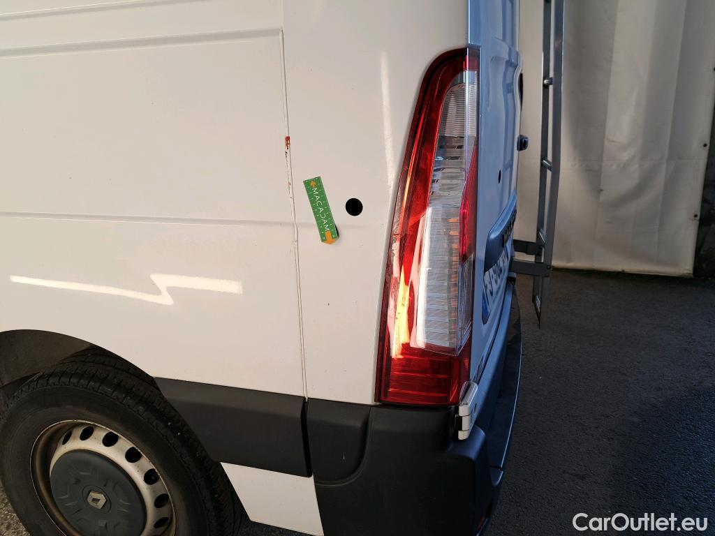  Renault  Master  III Fourgon L2H2 3 5 Grand Confort dCi 130CV BVM6 E6 #7