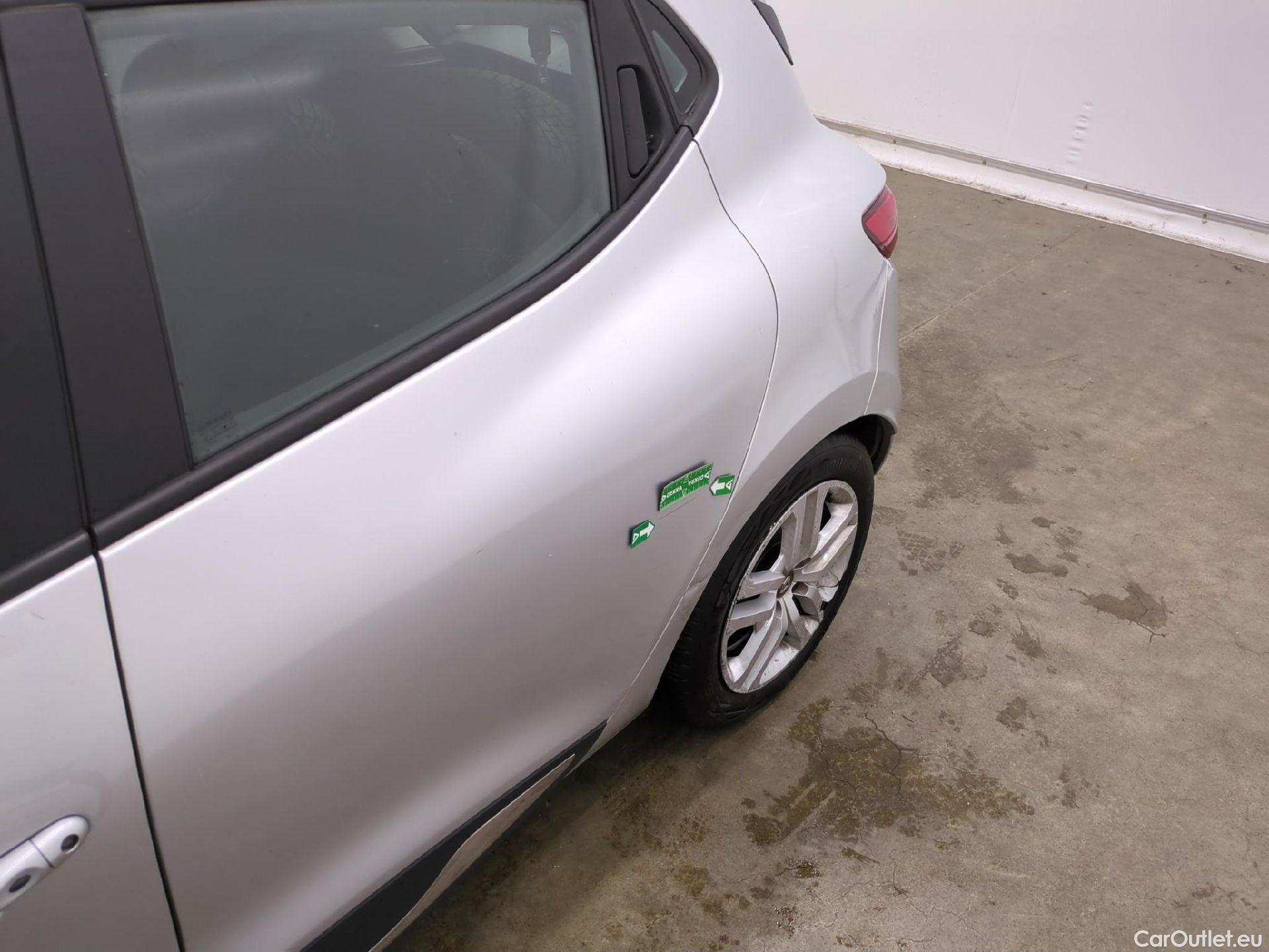  Renault  Clio  IV Business 0.9 TCe 90CV BVM5 E6 #28