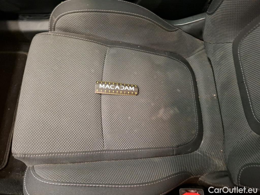  Renault  Megane RENAULT Mégane Berline / 2020 / 5P / Berline evolution TCe 140 #20