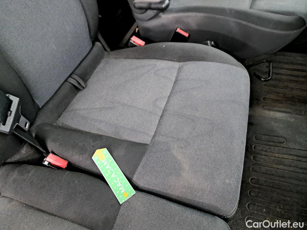  Renault  Master  III Fourgon L2H2 3 5 Grand Confort dCi 130CV BVM6 E6 #20