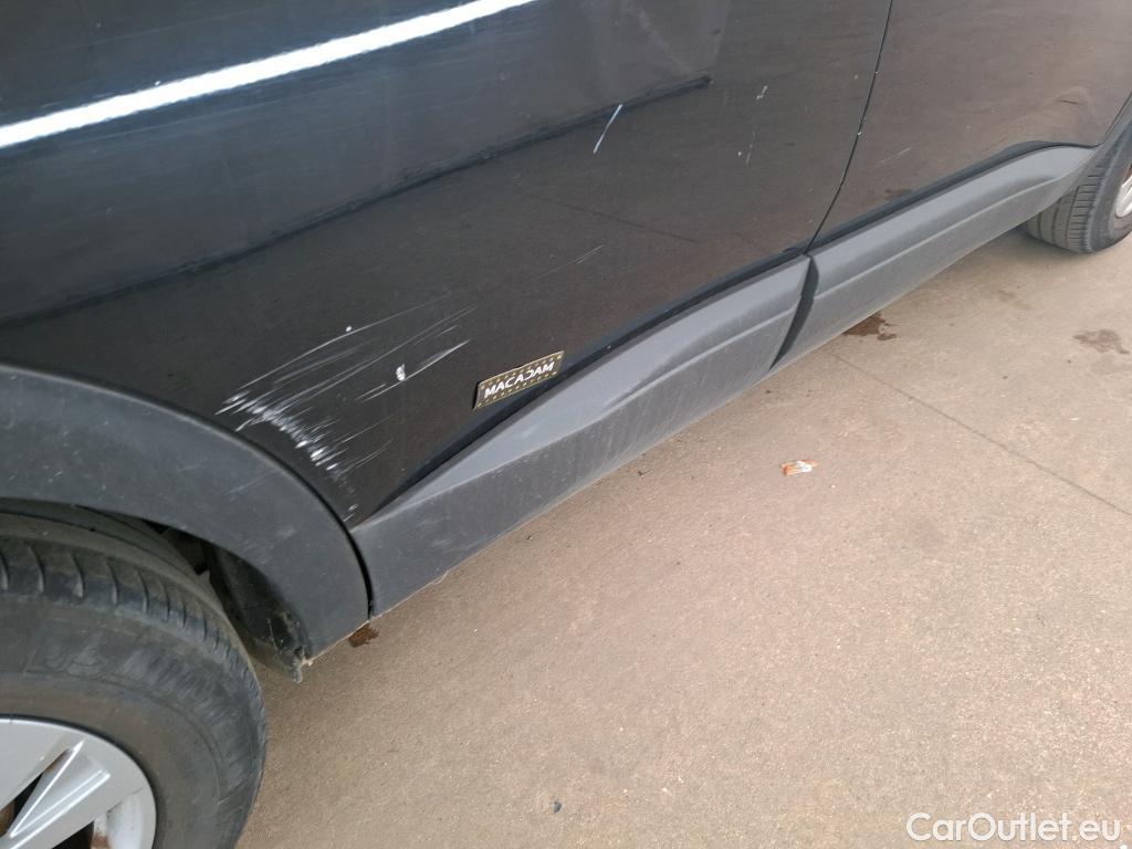  Peugeot  3008  Active Business 1.2 PureTech 130CV BVA8 E6d #31