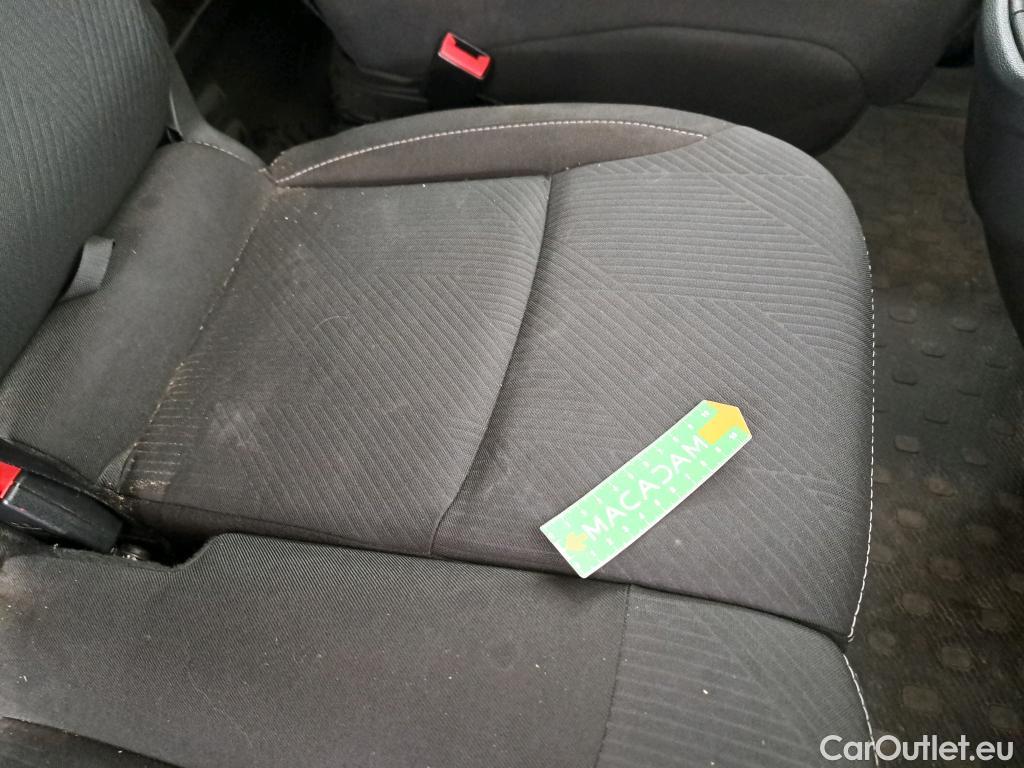  Renault  Trafic  III Fourgon L2H1 3T Grand Confort 2.0 dCi 130CV BVM6 E6d #22