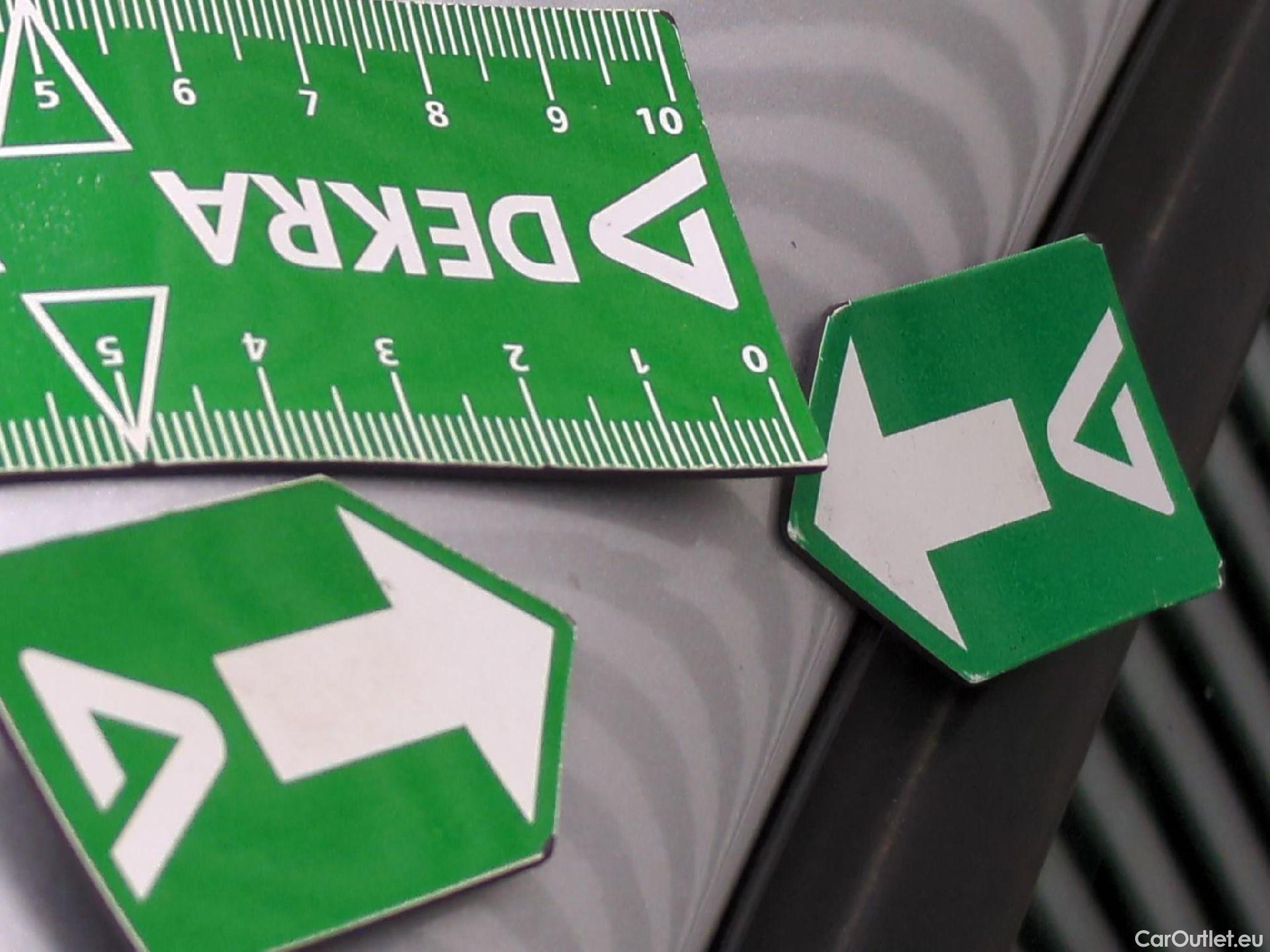  Renault  Clio  IV Business 0.9 TCe 90CV BVM5 E6 #42