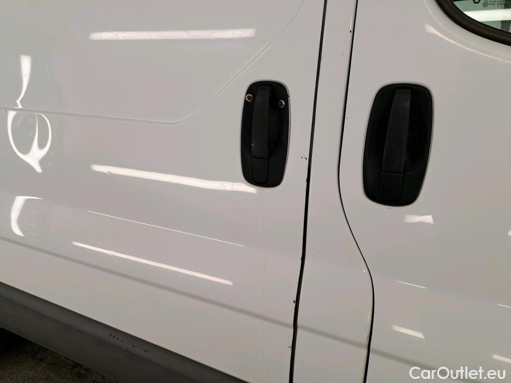  Renault  Trafic  II Fourgon L1H1 1200kg Grand Confort 90CV BVM6 #31