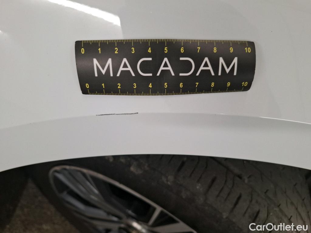  Renault  Megane RENAULT Mégane Berline / 2020 / 5P / Berline evolution TCe 140 #25