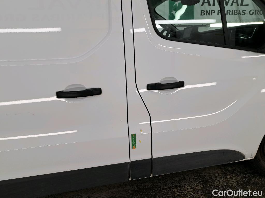 Renault  Trafic  III Fourgon L2H1 3T Grand Confort 2.0 dCi 130CV BVM6 E6d #15