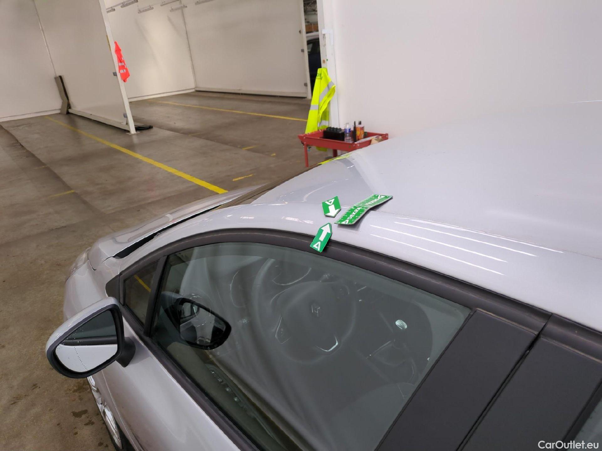  Renault  Clio  IV Business 0.9 TCe 90CV BVM5 E6 #40