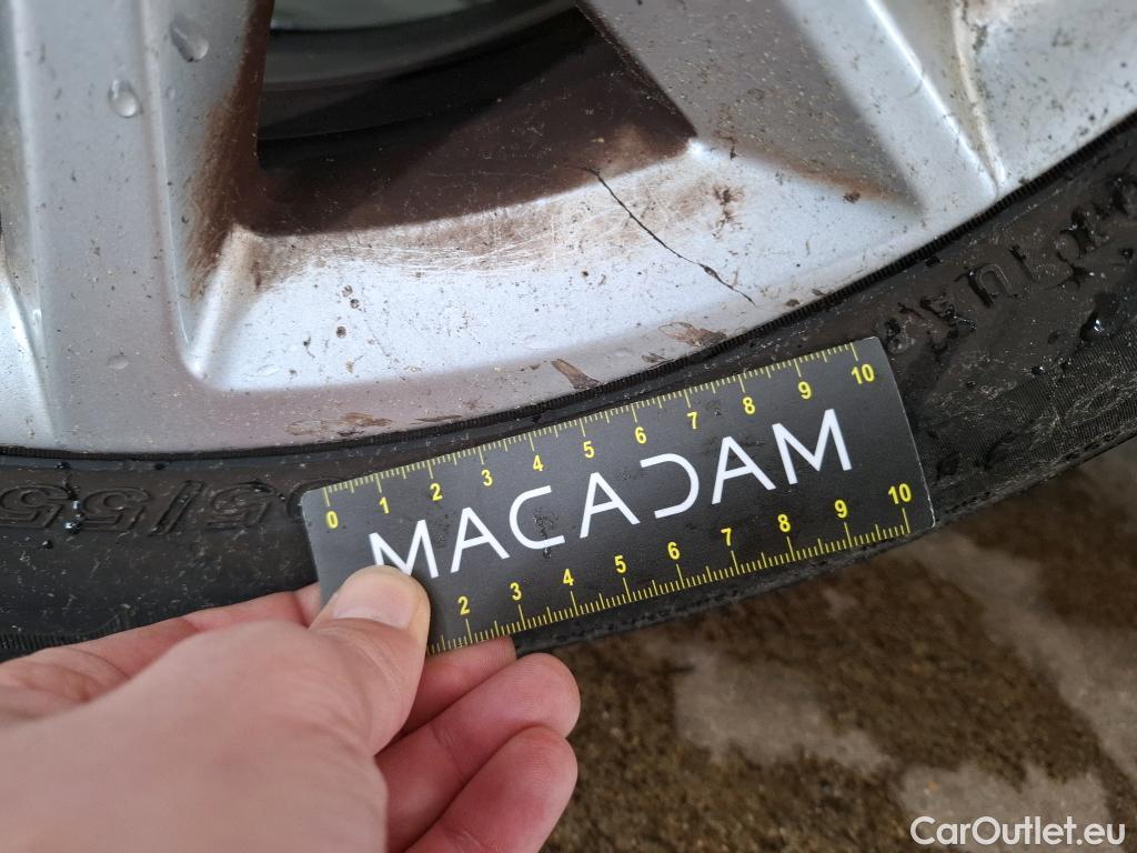  Seat  Leon SEAT  Sportstourer / 2020 / 5P / Break 1.0 eTSI 110 DSG S&S Style Business #19