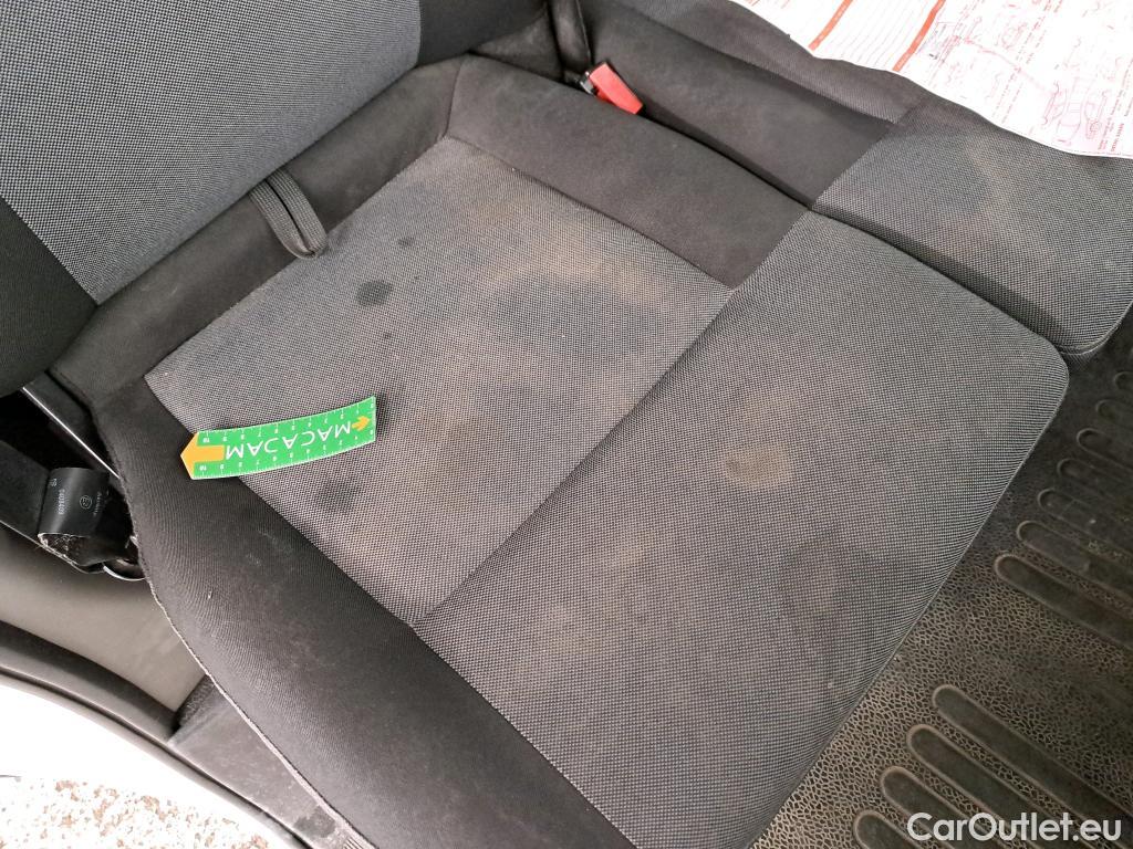  Renault  Master  III Fourgon L2H2 3 5 Grand Confort dCi 130CV BVM6 E6 #21