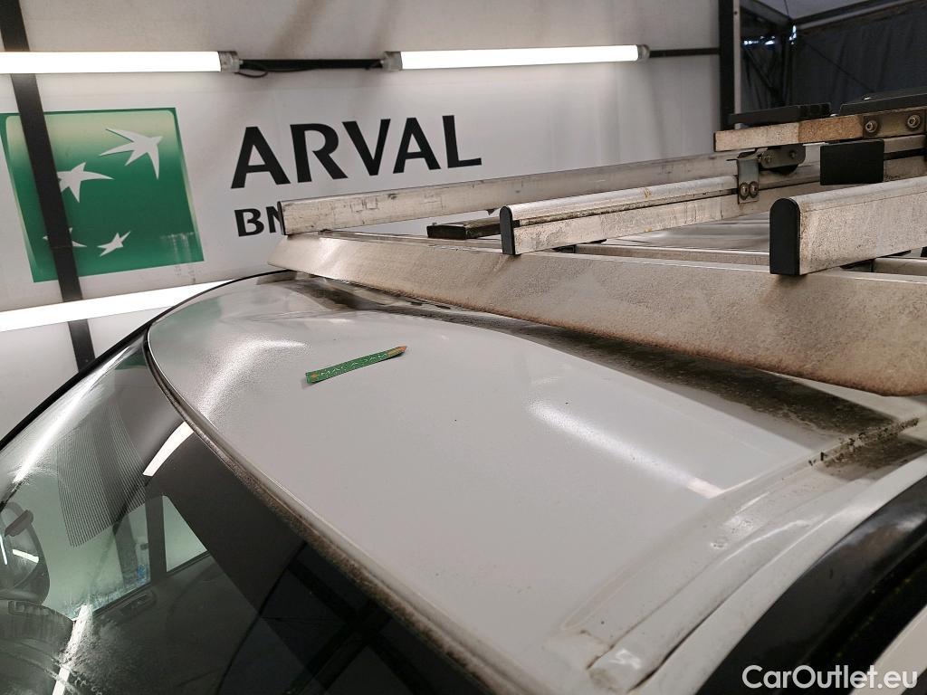  Renault  Trafic  II Fourgon L1H1 1200kg Grand Confort 90CV BVM6 #14