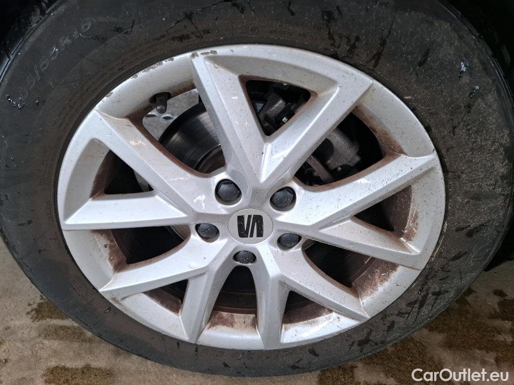  Seat  Leon SEAT  Sportstourer / 2020 / 5P / Break 1.0 eTSI 110 DSG S&S Style Business #16