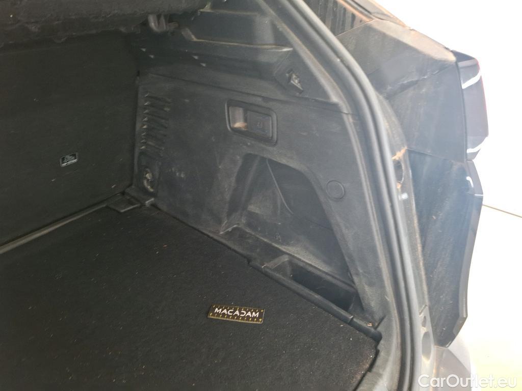  Peugeot  3008  Active Business 1.2 PureTech 130CV BVA8 E6d #17