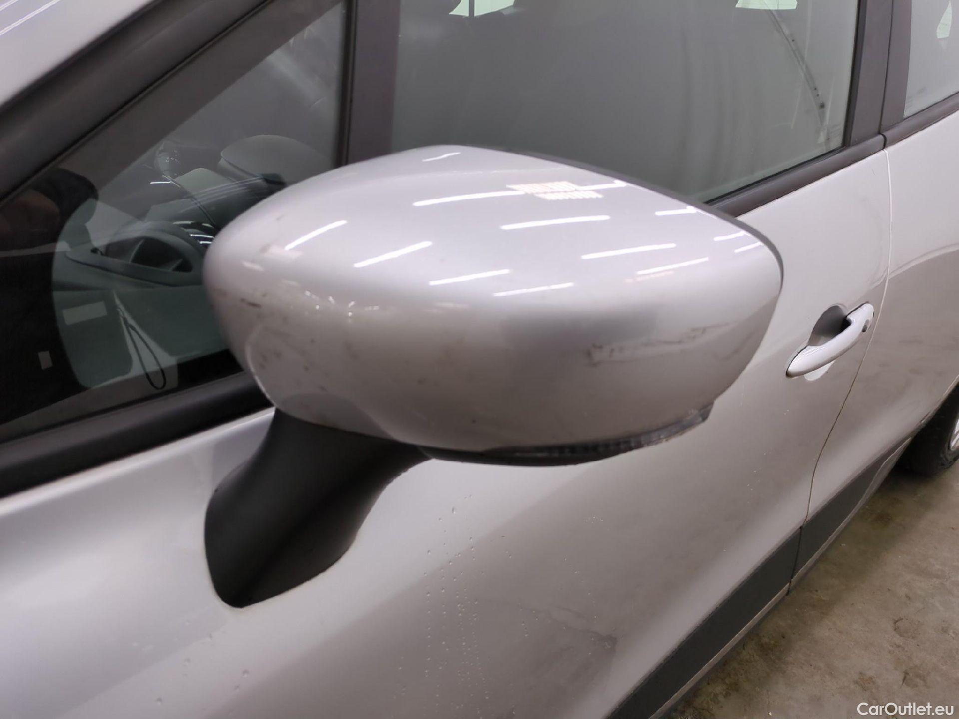  Renault  Clio  IV Business 0.9 TCe 90CV BVM5 E6 #2