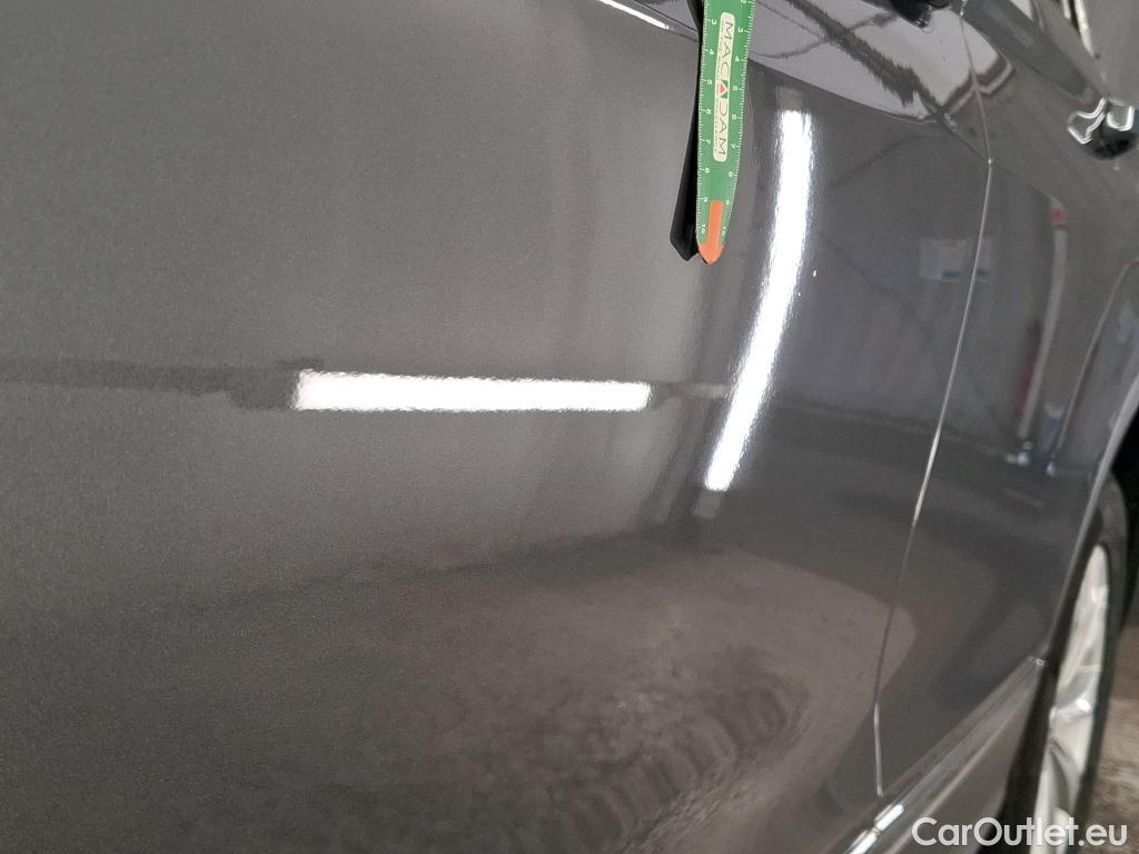  Volkswagen  Tiguan VOLKSWAGEN  / 2016 / 5P / SUV 1.5 TSI 130 EVO BMV6 Confortline Busines #9