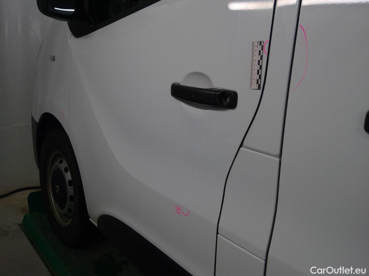  Renault  Trafic  dCi 125 L2H1 M CV #54