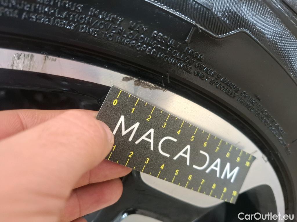  Volvo  XC 40 VOLVO XC40 / 2017 / 5P / SUV B4 197 Geartronic 8 Inscription Luxe #8