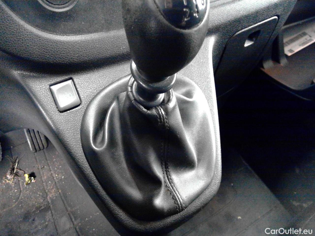  Renault  Trafic  dCi 125 L2H1 M CV #3