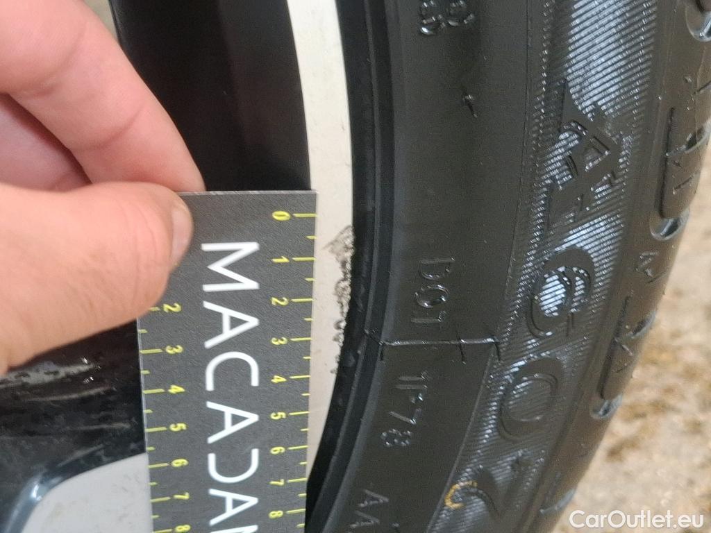  Volvo  XC 40 VOLVO XC40 / 2017 / 5P / SUV B4 197 Geartronic 8 Inscription Luxe #13