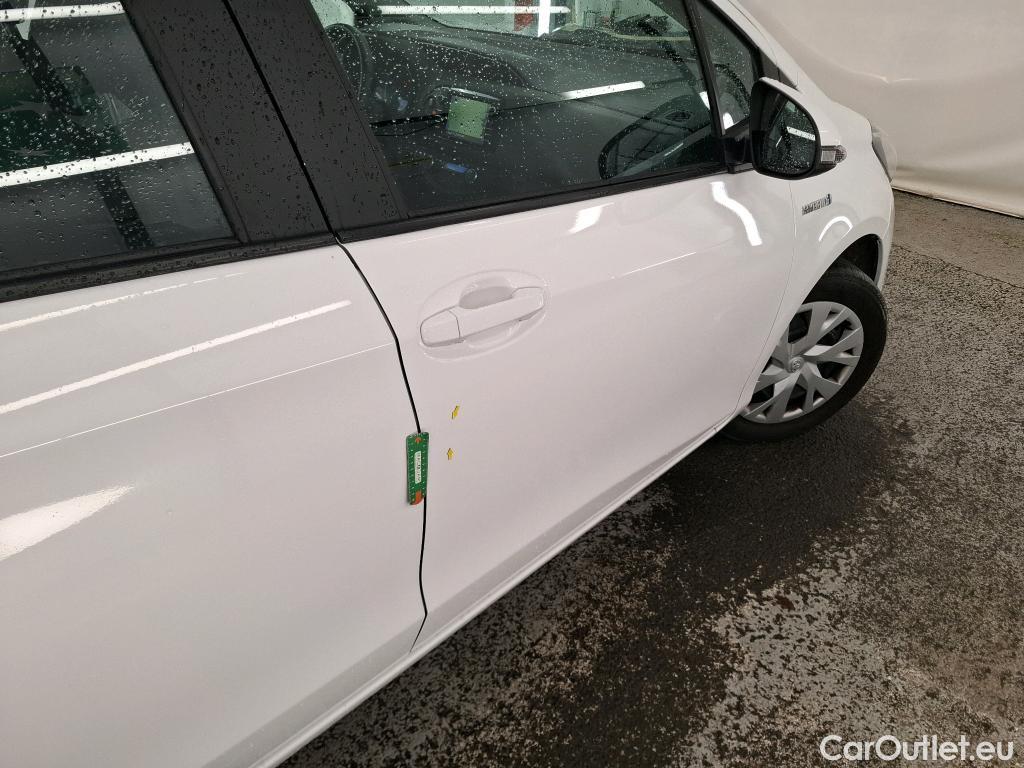  Toyota  Yaris TOYOTA  Hybride 5p Berline 1.5 VVT-I HYBRID France Business #1