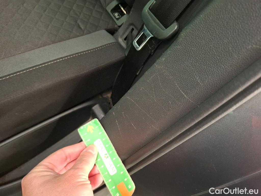  Volkswagen  Tiguan VOLKSWAGEN  / 2016 / 5P / SUV 1.5 TSI 130 EVO BMV6 Confortline Busines #17