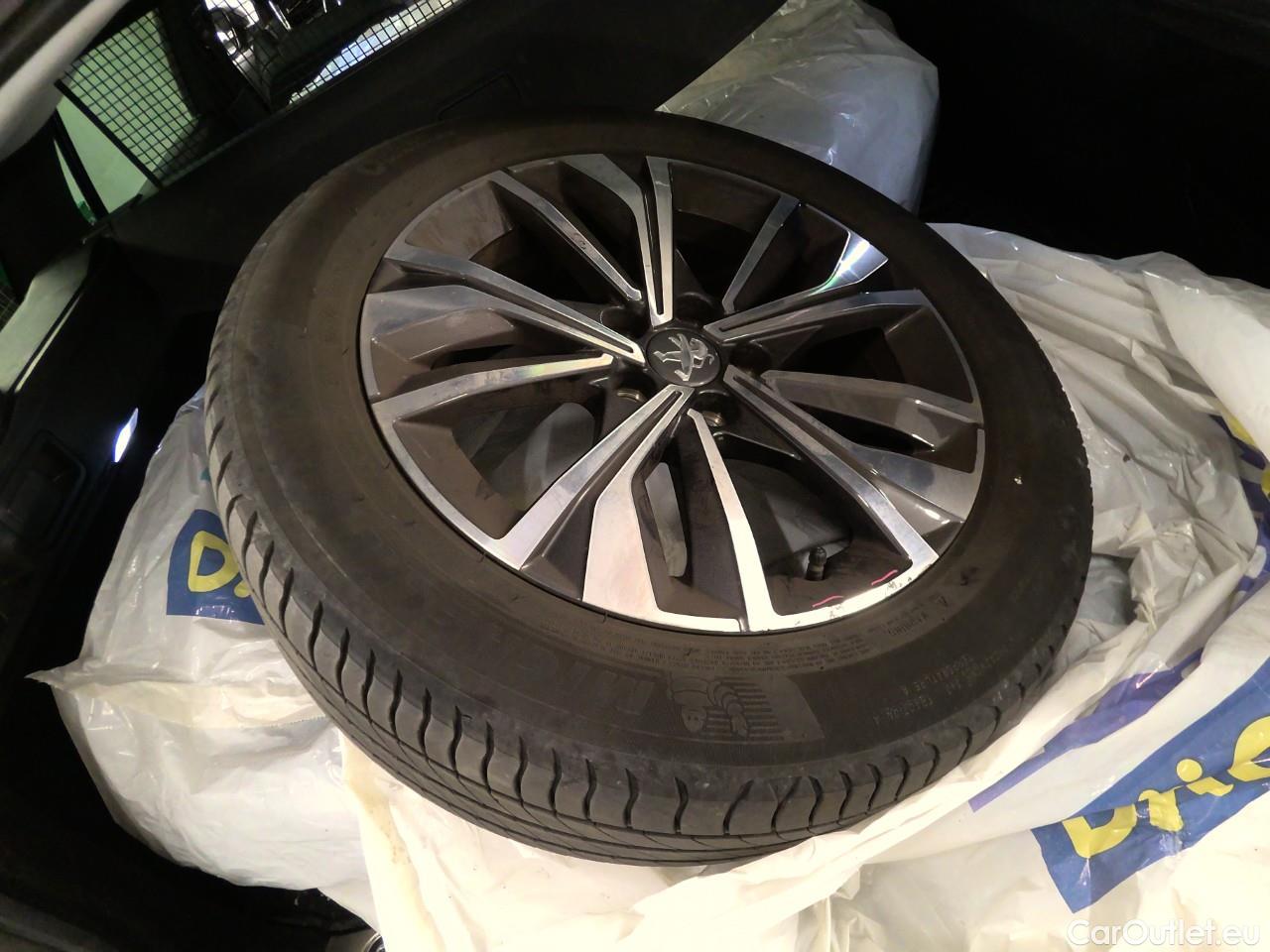  Peugeot  508  SW Hybrid 225 ALLURE Aut #2