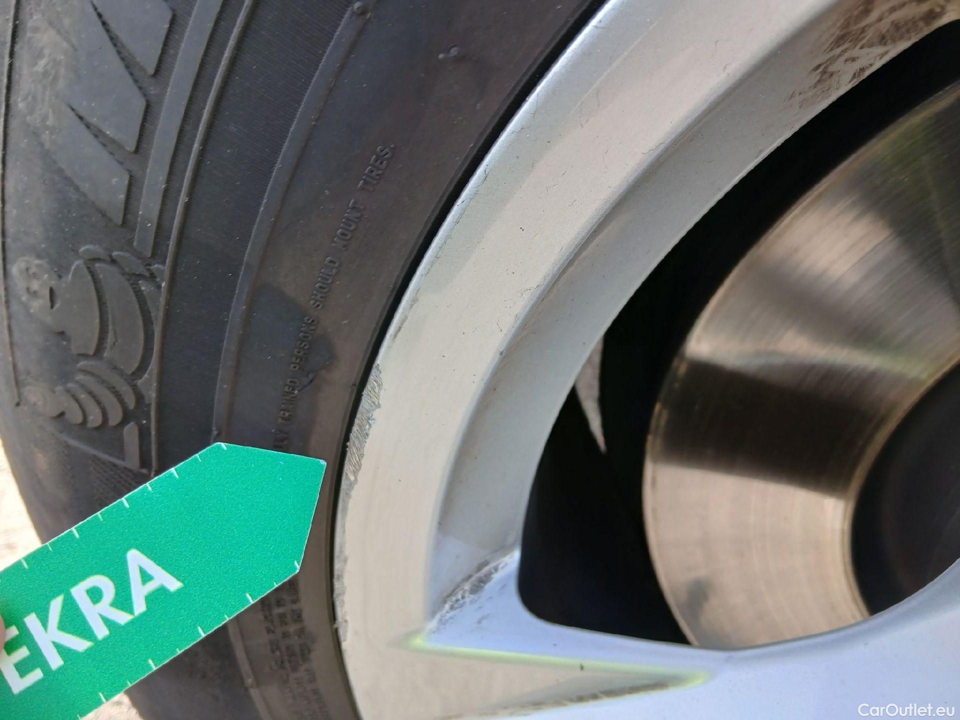  Land Rover  Discovery AUDI Q5 / 2020 / 5P / todoterreno Advanced 50 TFSI e quattro-ultra #2