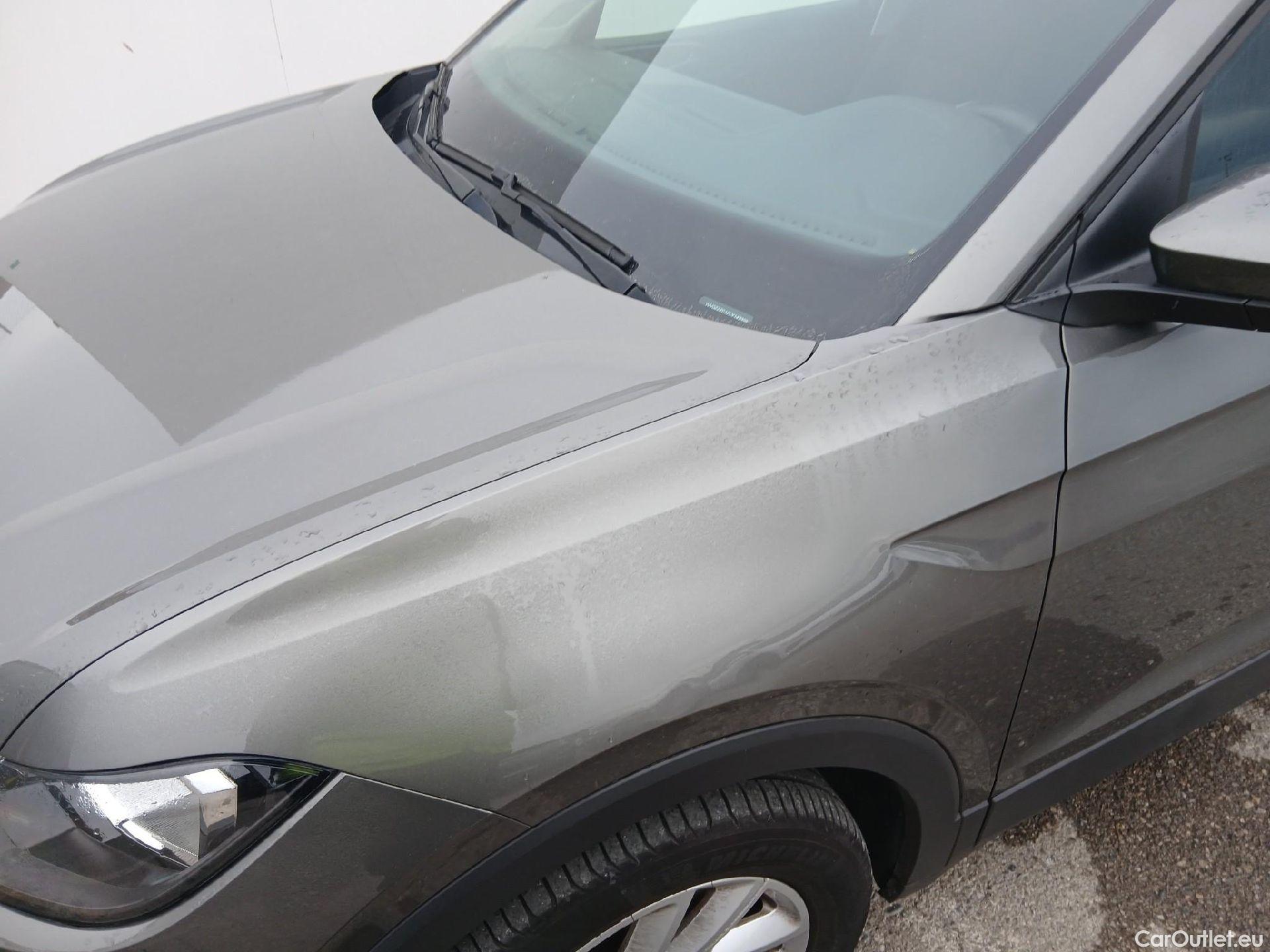  Volkswagen  T-CROSS VOLKSWAGEN  / 2018 / 5P / todoterreno Advance 1.0 TSI 85kW (115CV) DSG (AC) #4