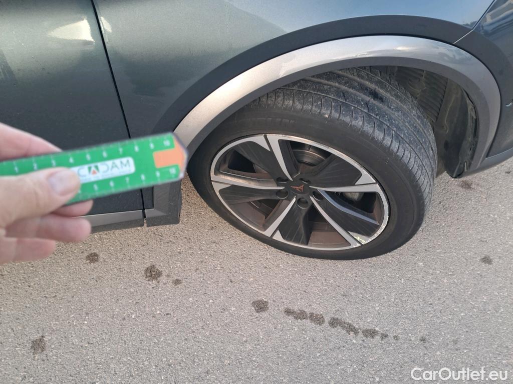  Cupra  Formentor CUPRA  / 2020 / 5P / todoterreno 1.4 e-Hybrid 150kW (204 CV) DSG (AC) #3