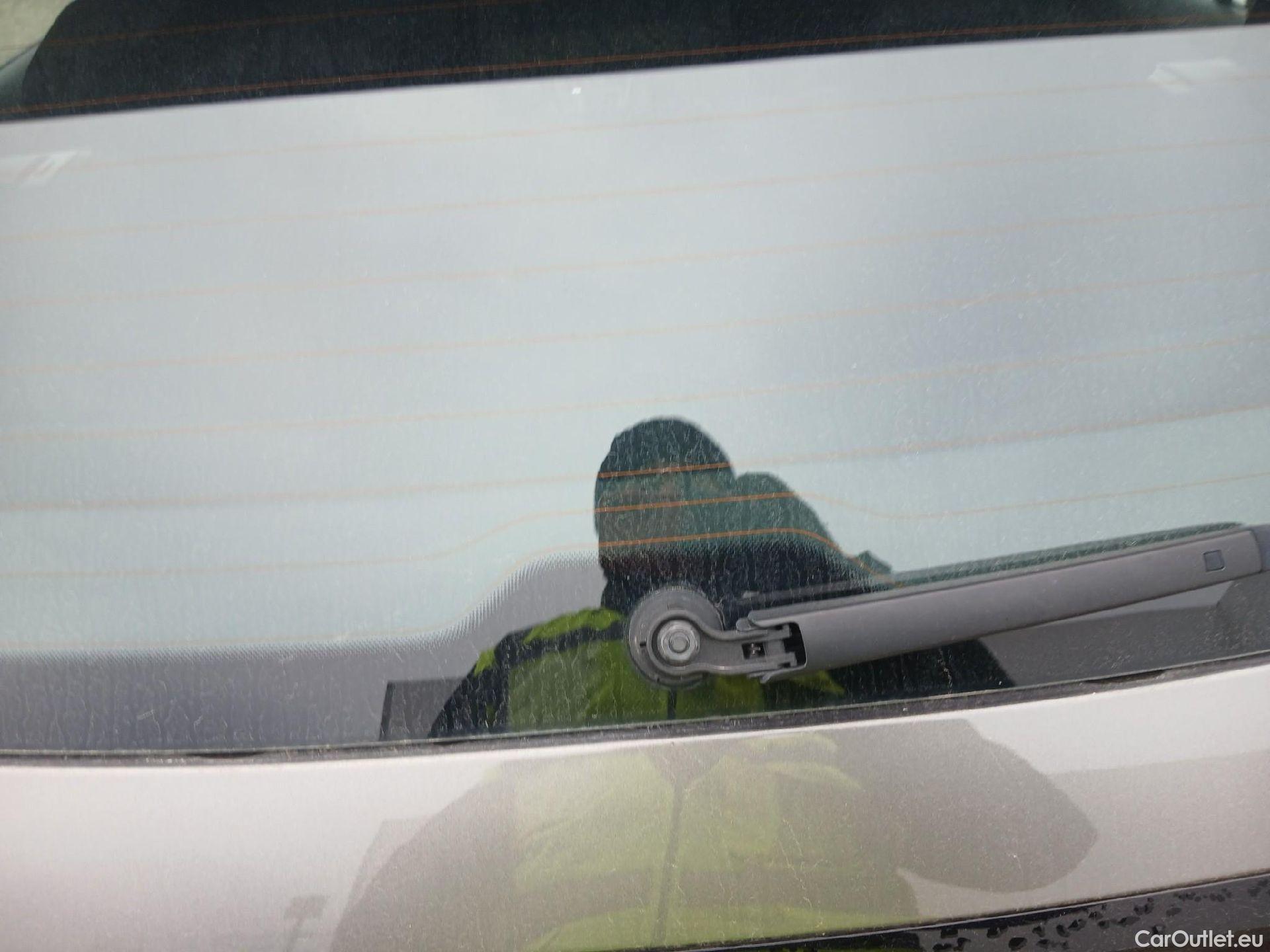  Volkswagen  T-CROSS VOLKSWAGEN  / 2018 / 5P / todoterreno Advance 1.0 TSI 85kW (115CV) DSG (AC) #32