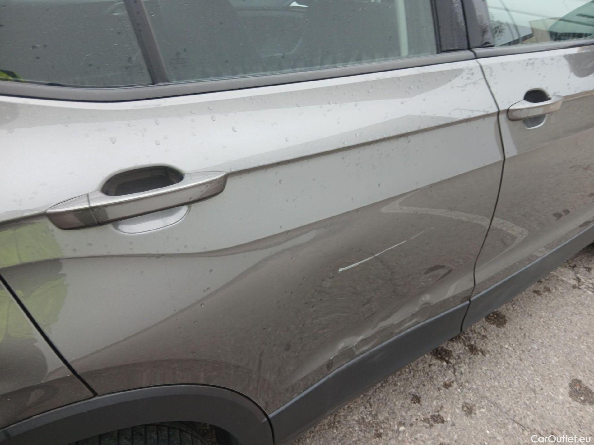  Volkswagen  T-CROSS VOLKSWAGEN  / 2018 / 5P / todoterreno Advance 1.0 TSI 85kW (115CV) DSG (AC) #17